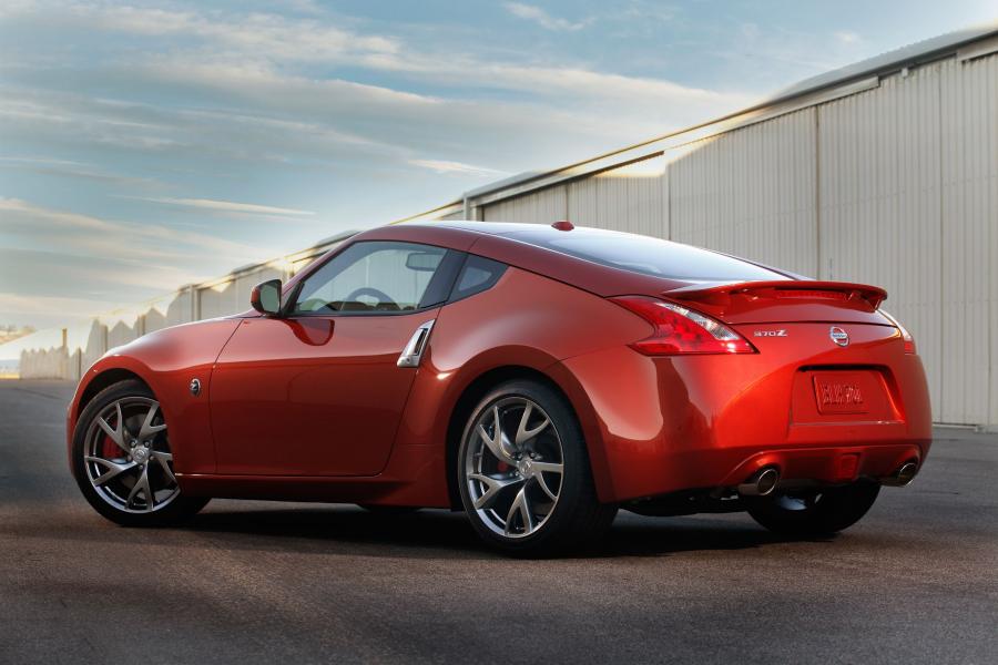  Nissan 370Z 2013 года  (фото 27 из 28)